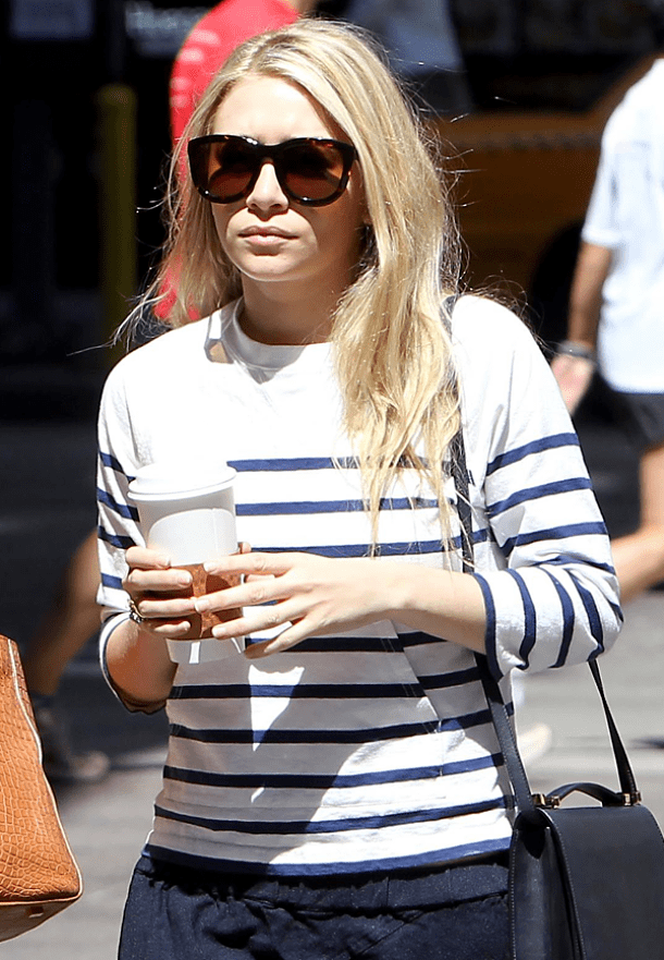 ASHLEYOLSENFASHIONSTYLEBLOGSTRIPESWEATERTHEROWSUNGLASSESSATCHELCROSSBODYBAGSKIRT_opt